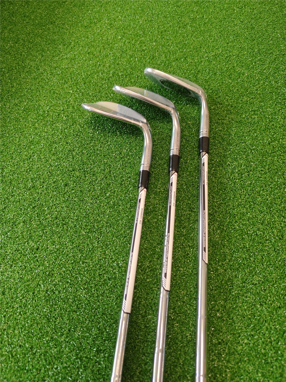 3PCS Silver Wedges MG 5 Golf C - Shaft Flex Stiff avaliação e preço